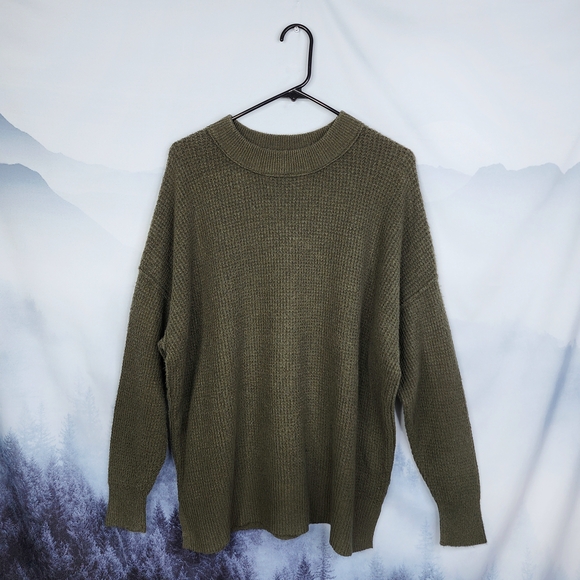 aerie Sweaters - Aerie Green Crewneck Pullover Sweater Small